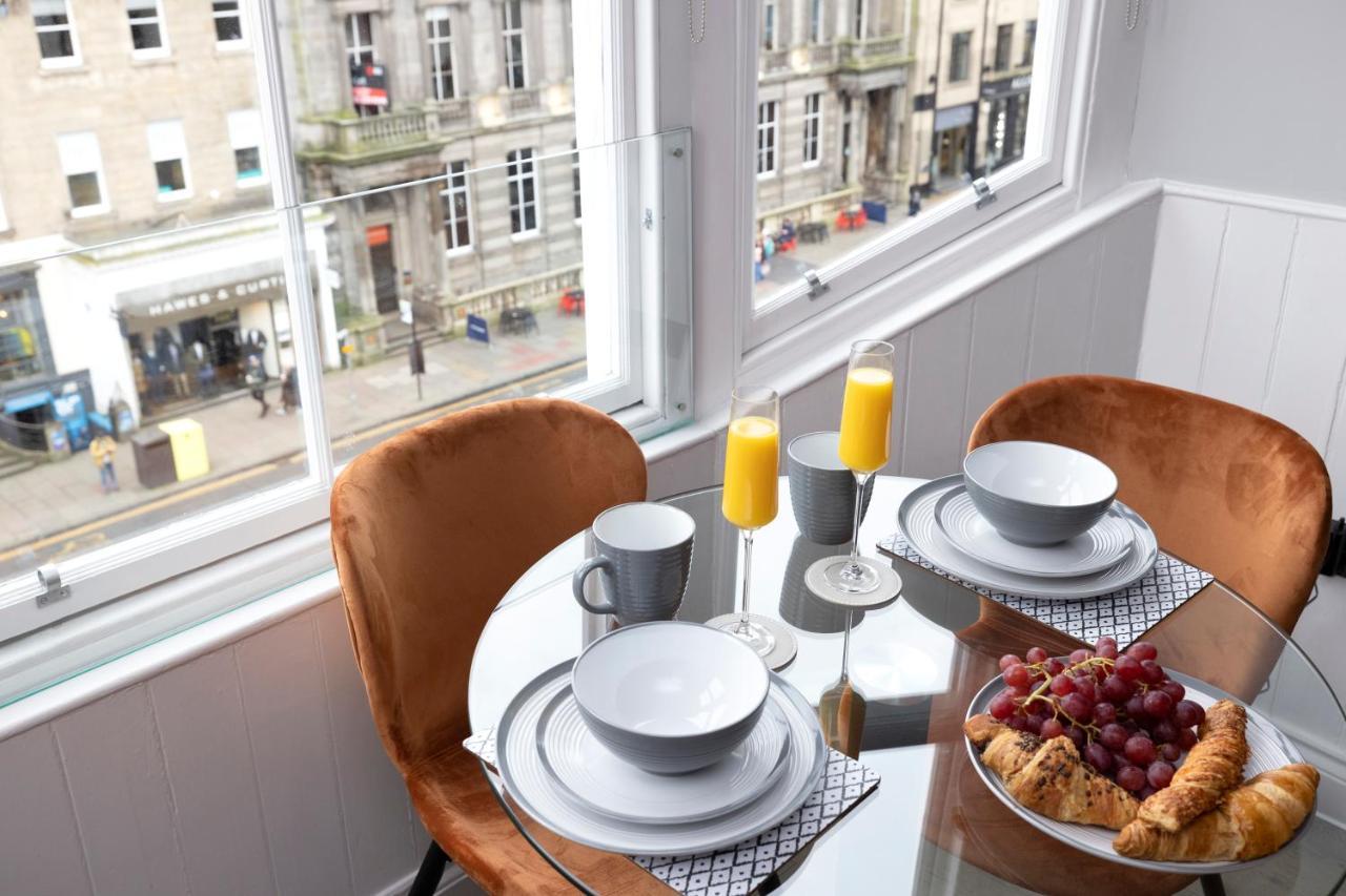 Altido Gorgeous Flat Overlooking Edinburgh Castle Eksteriør billede