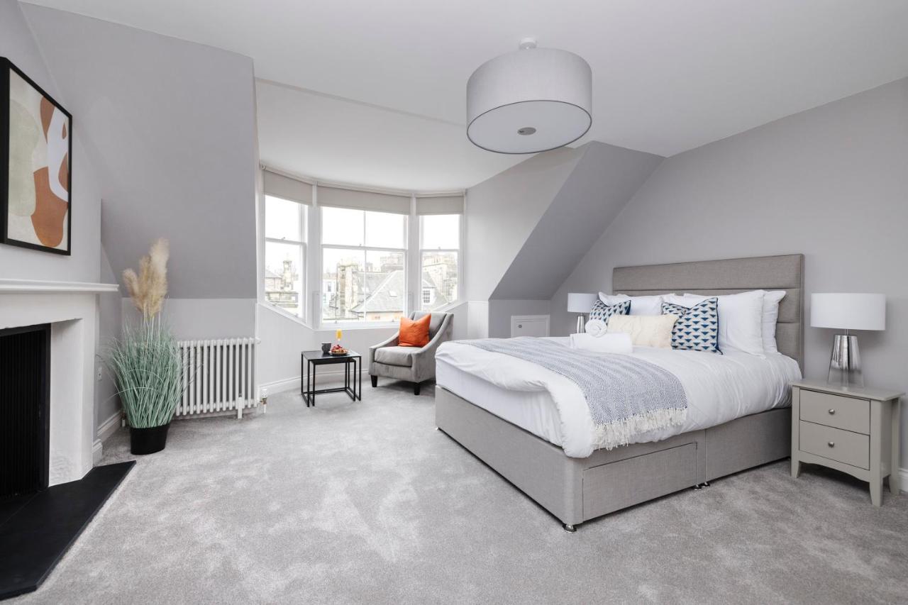 Altido Gorgeous Flat Overlooking Edinburgh Castle Eksteriør billede