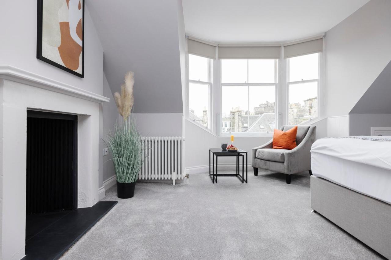 Altido Gorgeous Flat Overlooking Edinburgh Castle Eksteriør billede